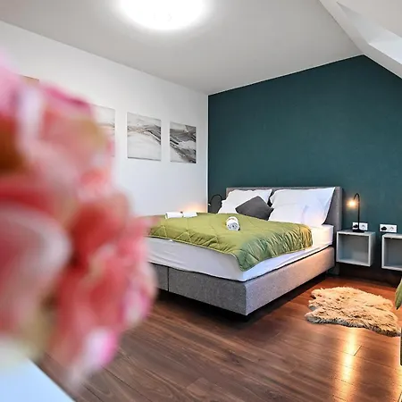 One Luxury Grand * Eger