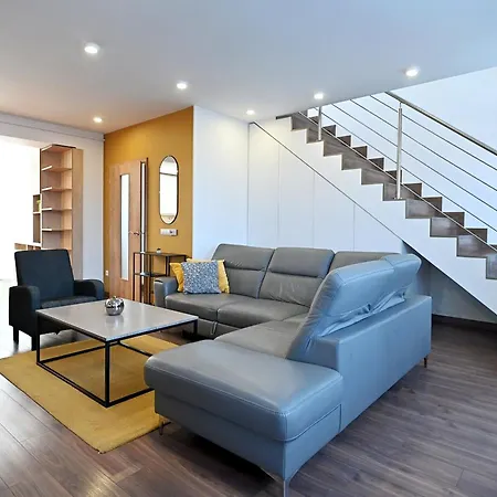 One Luxury Grand Apartment Eger
