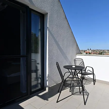 Lägenhet One Luxury Grand