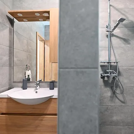 One Luxury Grand Lägenhet *